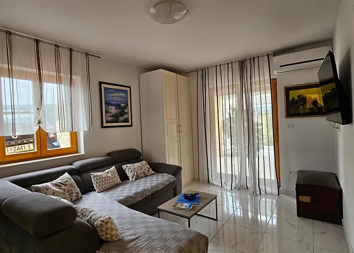 Lovro #1 & #2 Apartments