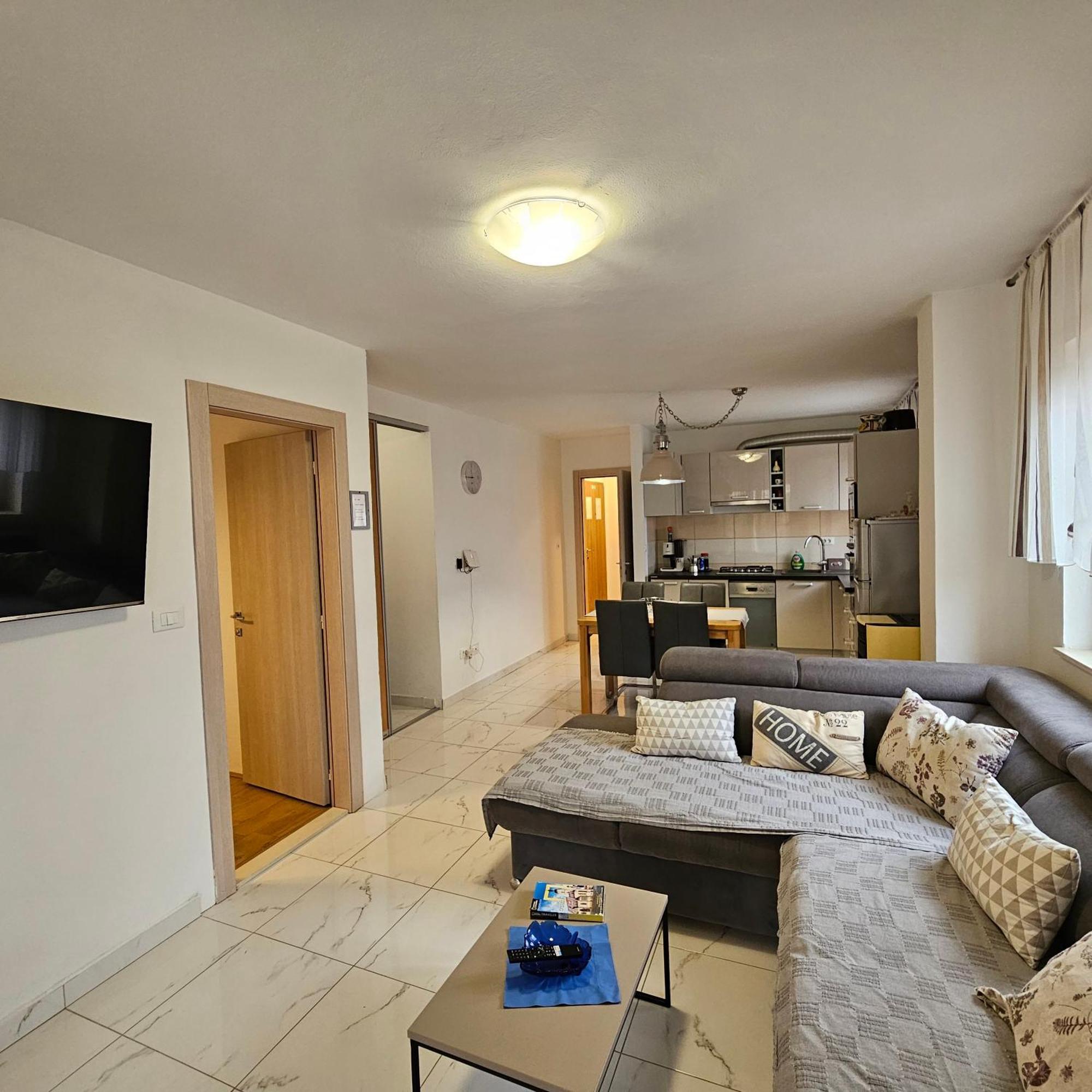 Apartmán Lovro #1 & #2 *